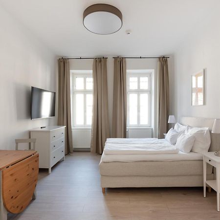 Studio Apartment Near University Wina Bagian luar foto