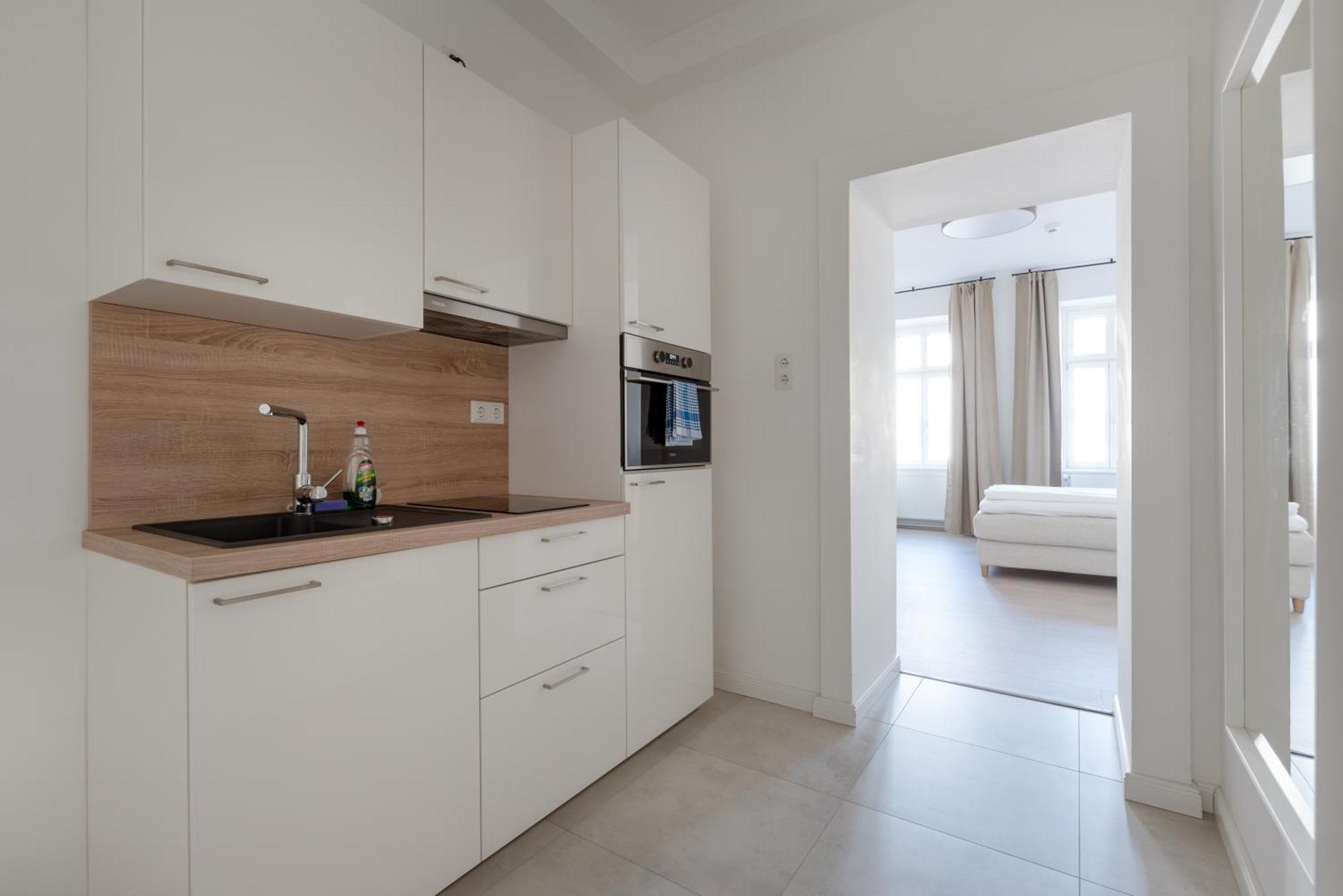 Studio Apartment Near University Wina Bagian luar foto